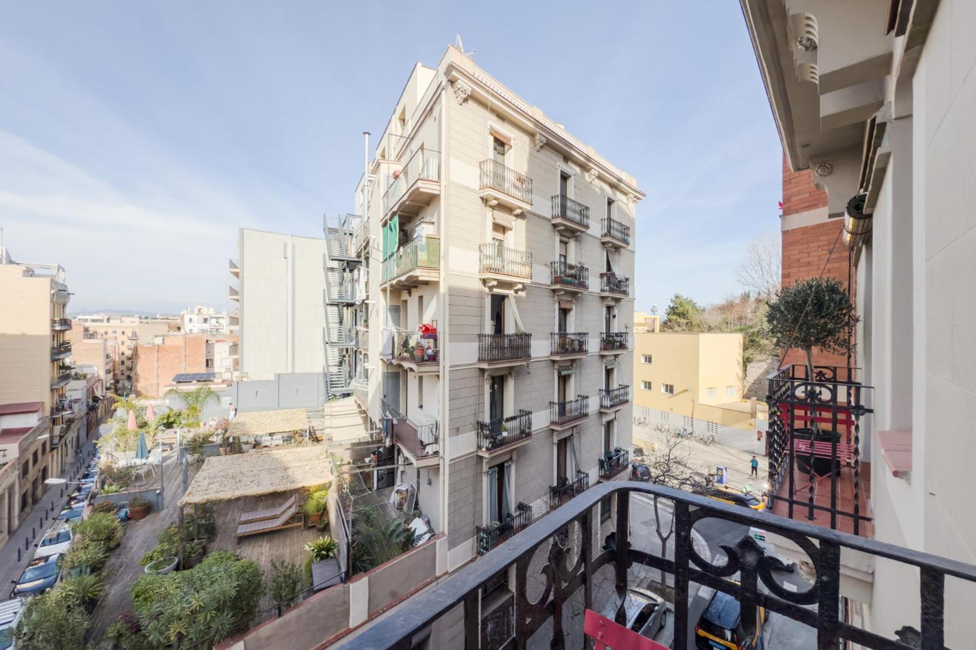 Magalhaes - Trad Flat In Poble Sec, Near Ramblas Барселона Екстериор снимка