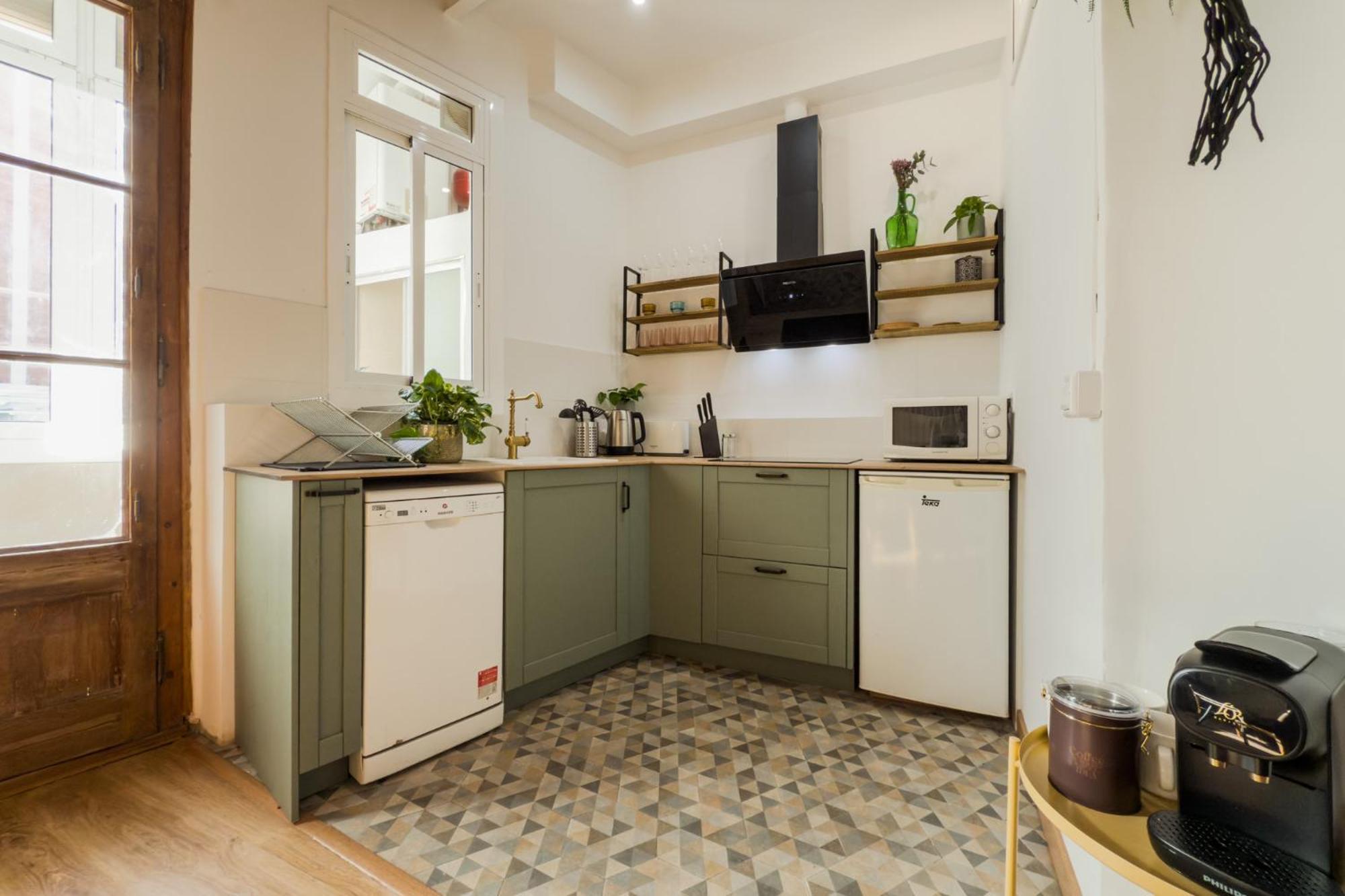 Magalhaes - Trad Flat In Poble Sec, Near Ramblas Барселона Екстериор снимка