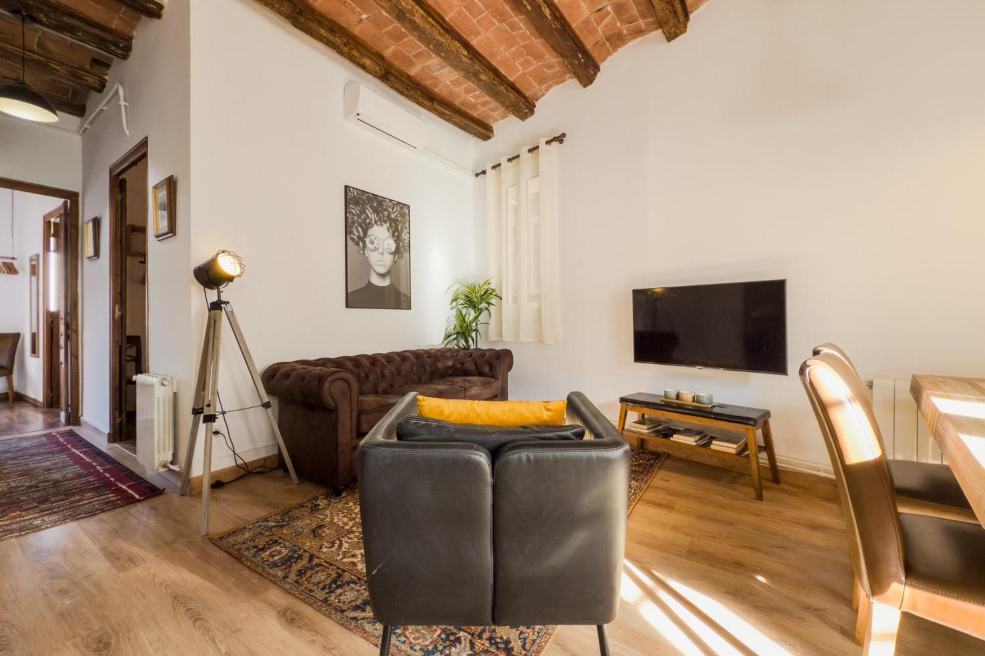 Magalhaes - Trad Flat In Poble Sec, Near Ramblas Барселона Екстериор снимка