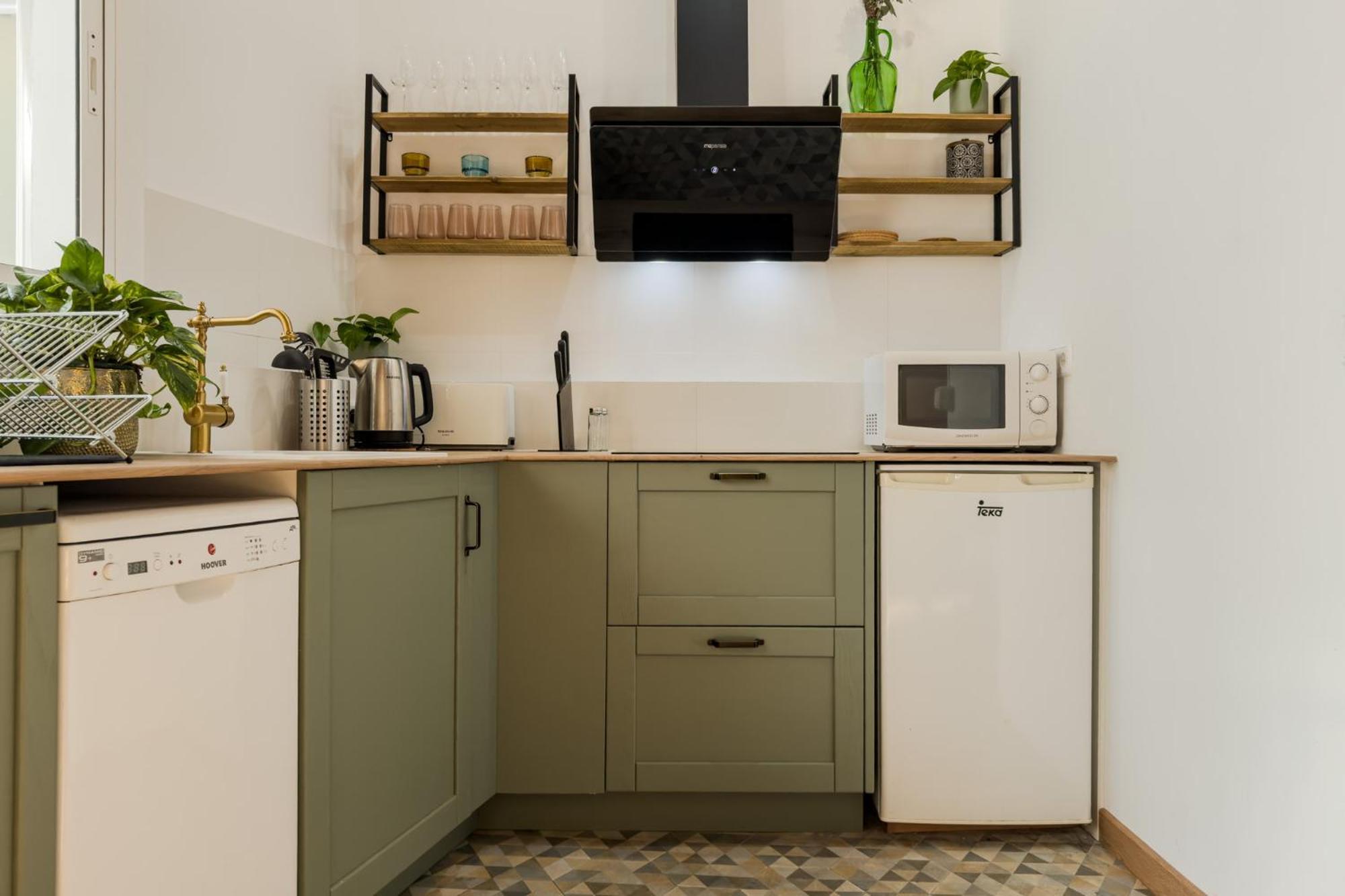 Magalhaes - Trad Flat In Poble Sec, Near Ramblas Барселона Екстериор снимка
