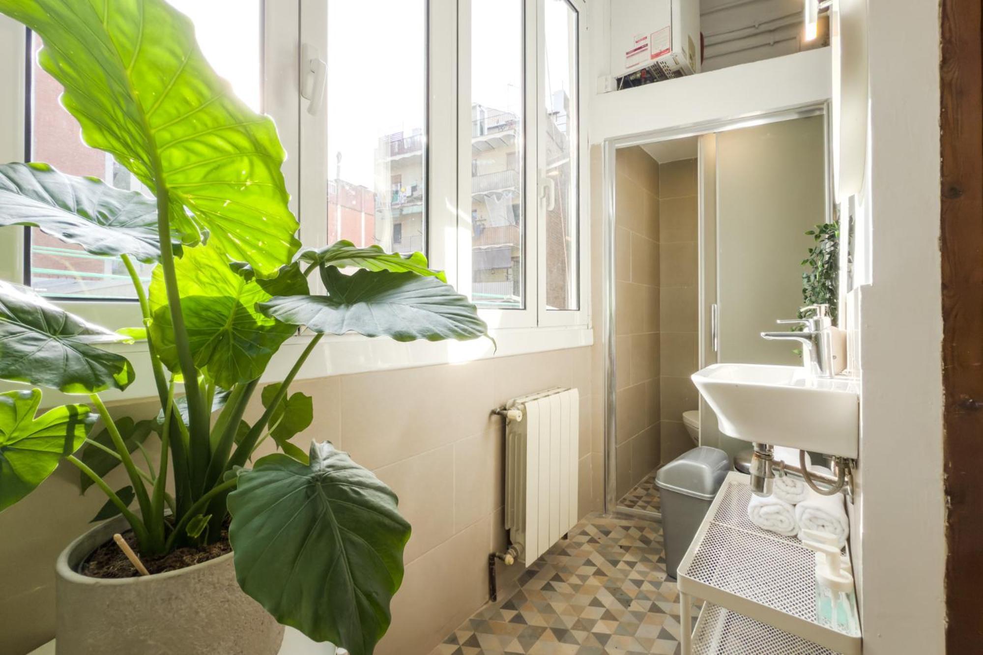 Magalhaes - Trad Flat In Poble Sec, Near Ramblas Барселона Екстериор снимка