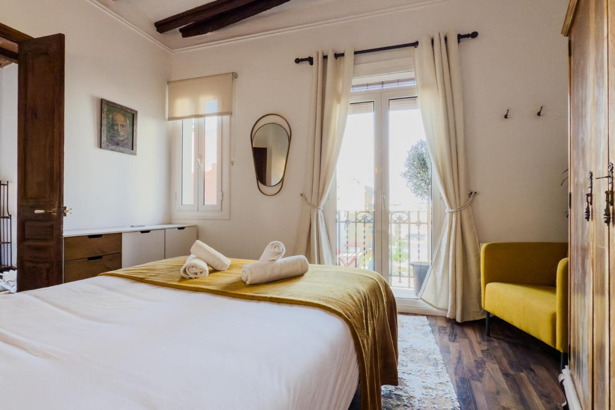 Magalhaes - Trad Flat In Poble Sec, Near Ramblas Барселона Екстериор снимка