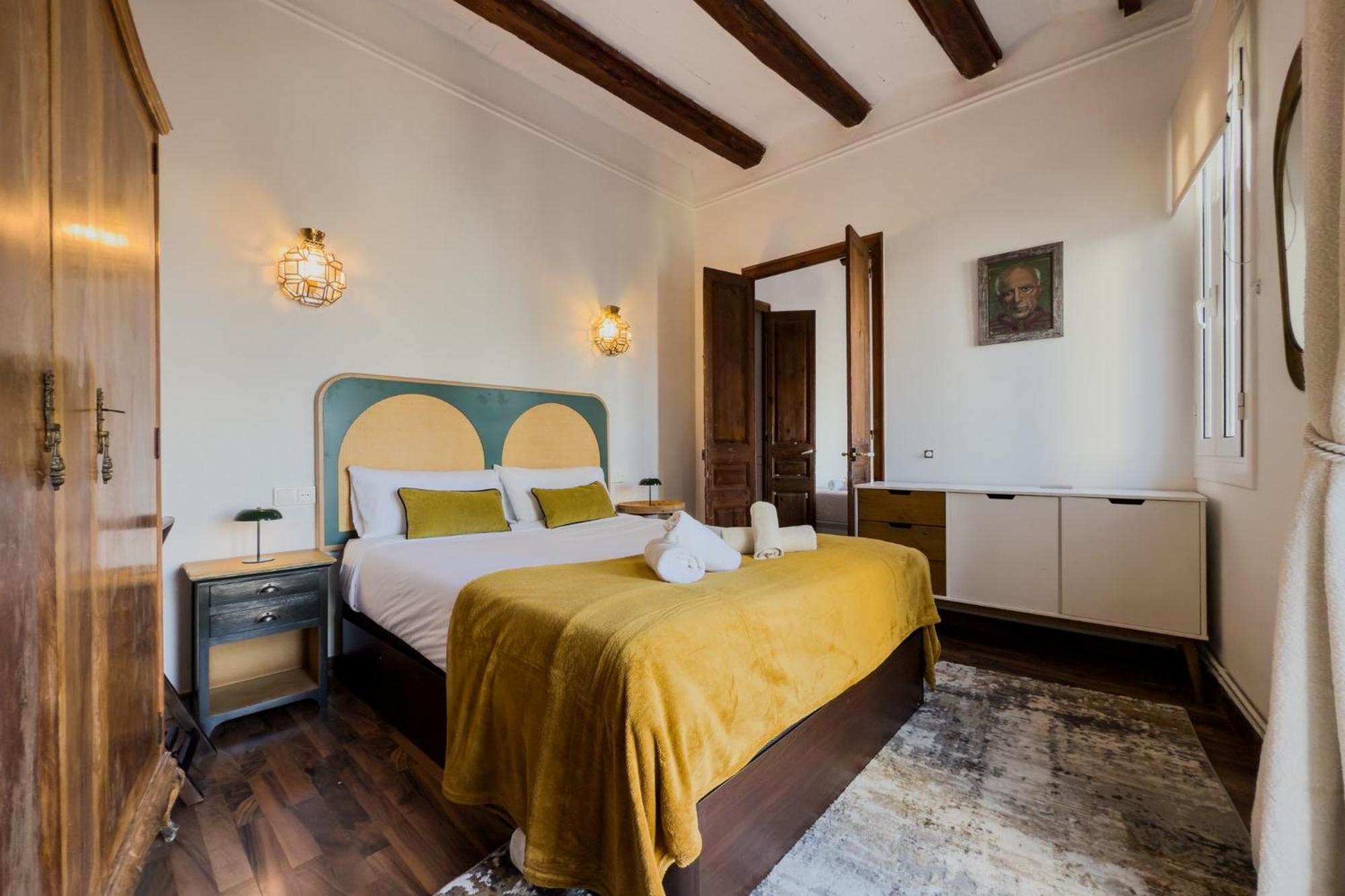 Magalhaes - Trad Flat In Poble Sec, Near Ramblas Барселона Екстериор снимка